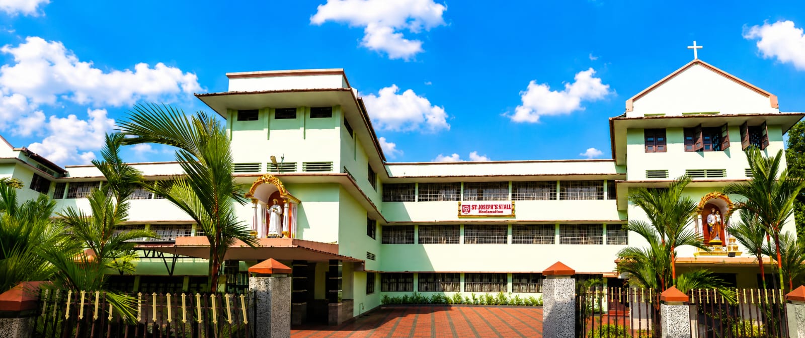 Kottayam – St Joseph CMI Bhavan